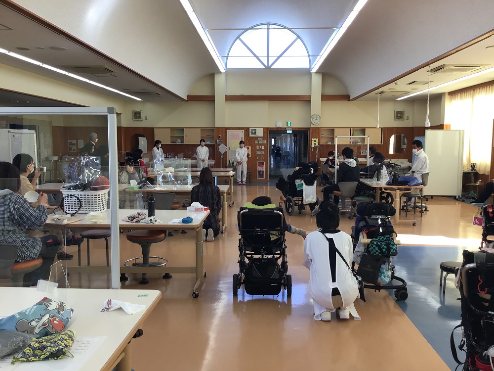 給食感謝の会 山梨県立あけぼの支援学校 給食感謝の会 山梨県立あけぼの支援学校